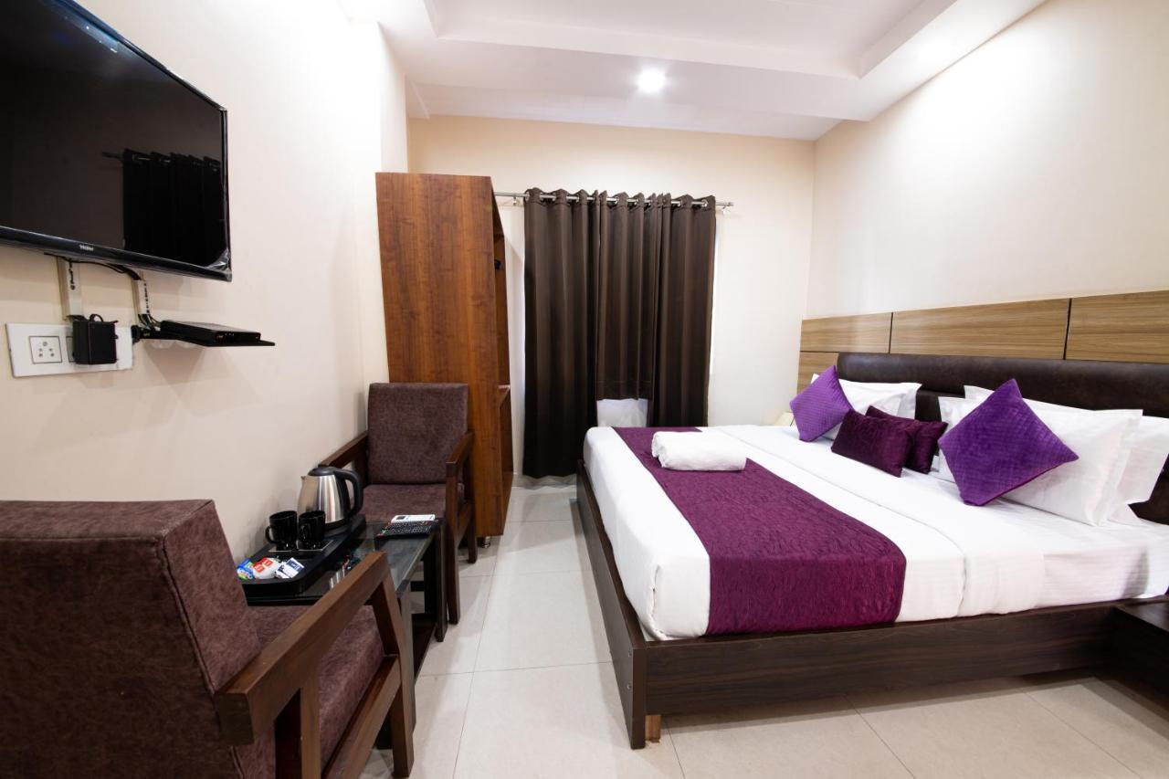 Perfect Stayz Dwarkesh - Hotel Near Haridwar Railway Station Dış mekan fotoğraf