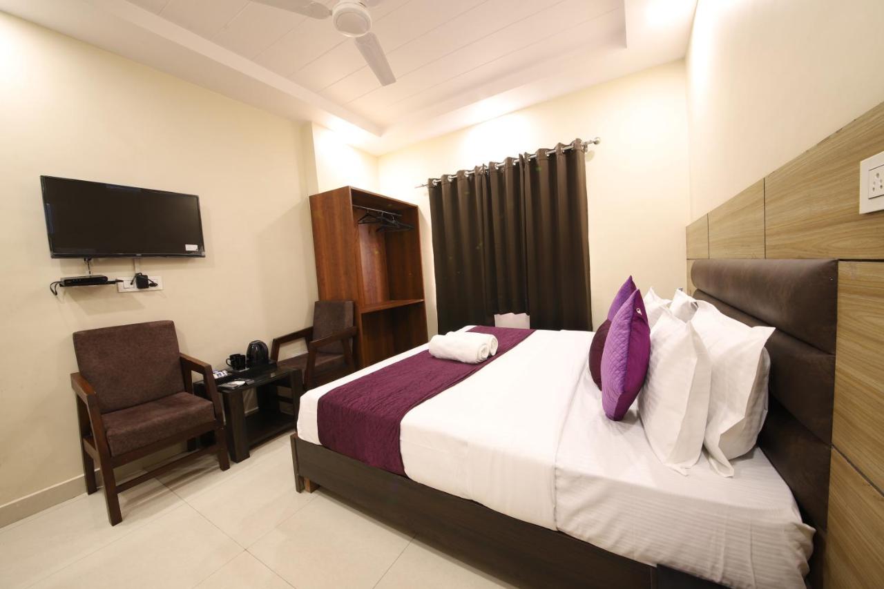 Perfect Stayz Dwarkesh - Hotel Near Haridwar Railway Station Dış mekan fotoğraf