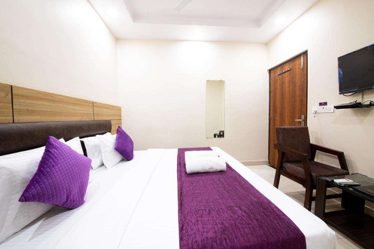 Perfect Stayz Dwarkesh - Hotel Near Haridwar Railway Station Dış mekan fotoğraf