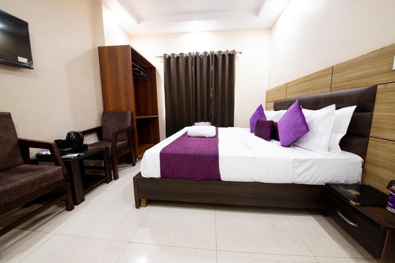 Perfect Stayz Dwarkesh - Hotel Near Haridwar Railway Station Dış mekan fotoğraf